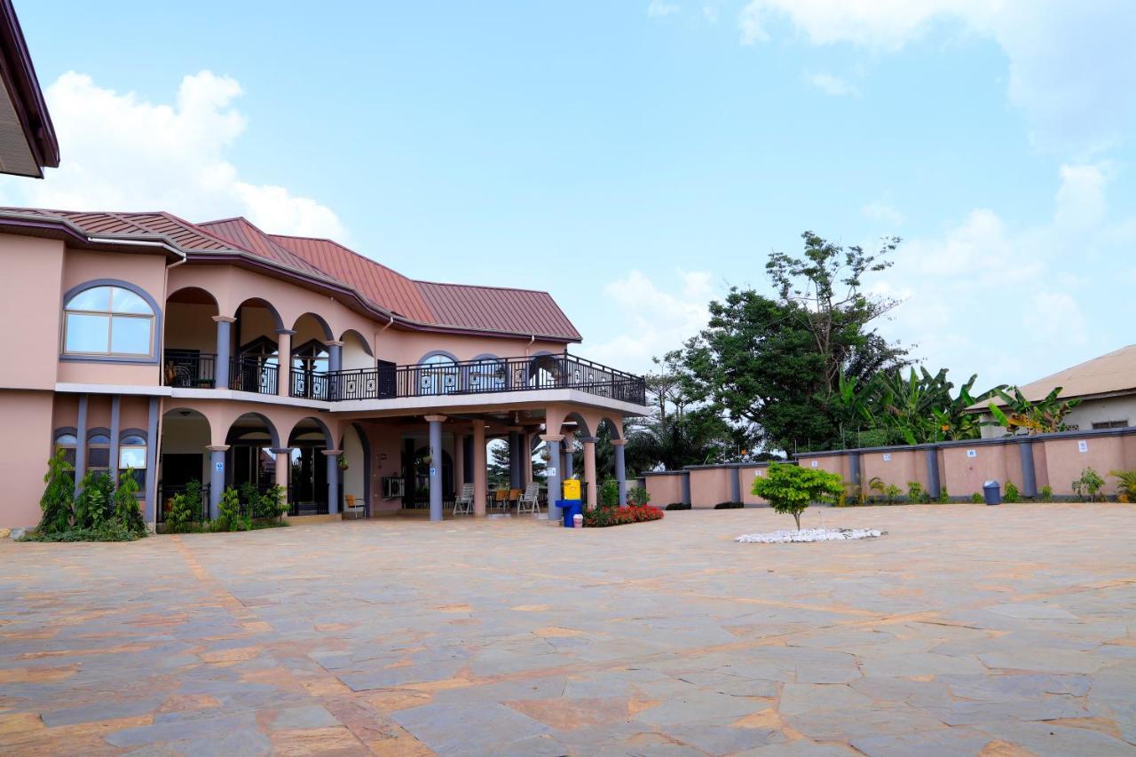 Osaah Bema Lodge Antoa Esterno foto